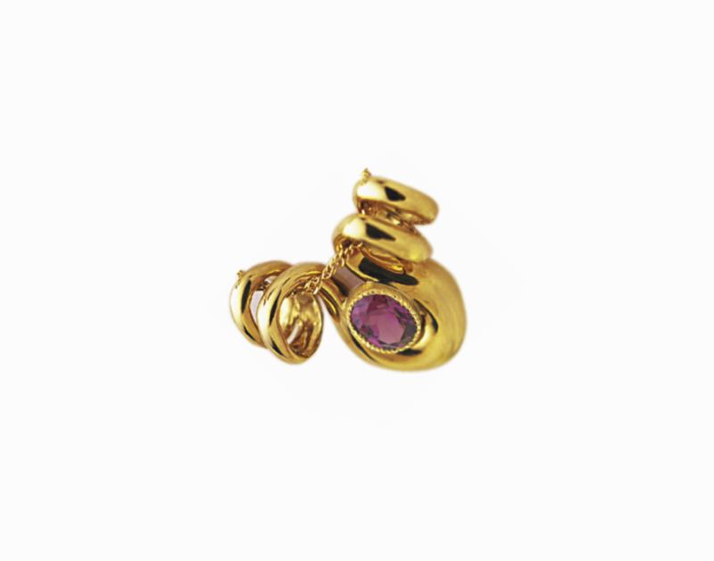 Oval Portuguese-cut Rose Pink Sapphire Pendant, 18k yellow gold