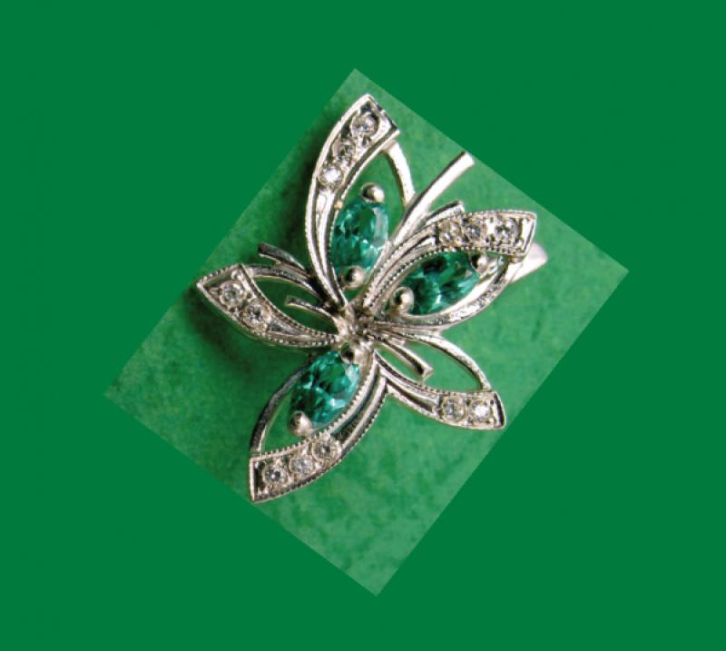 Marquise-cut Emerald and Diamond Brooch, 18k white gold