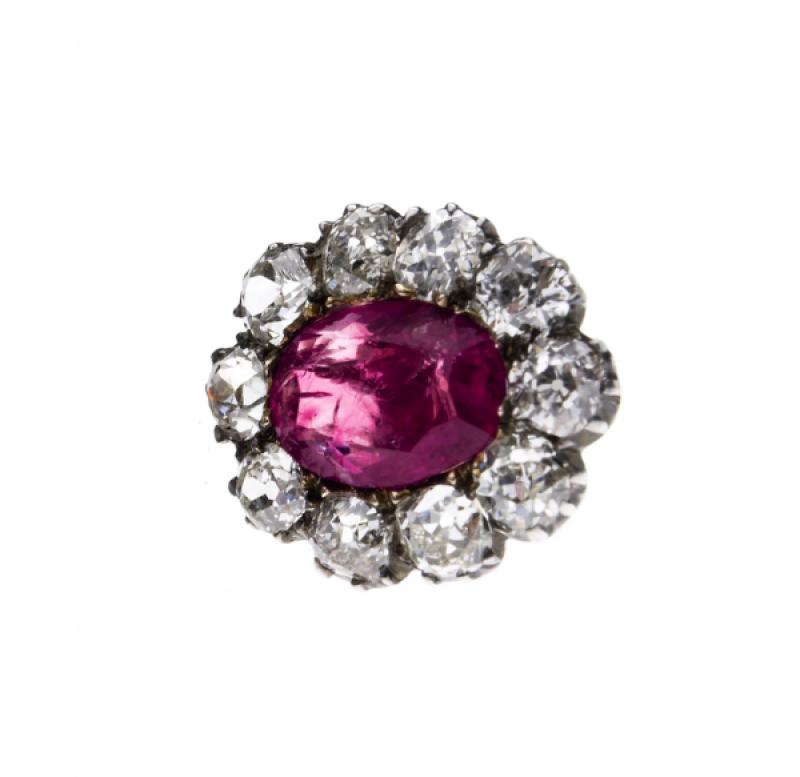 Oval-cut Ruby and Diamond Brooch, 18k white gold