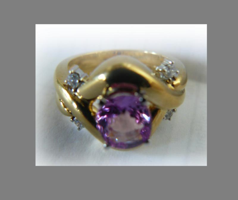 Oval Pink Sapphire and Diamond Ring, 18k yellow gold