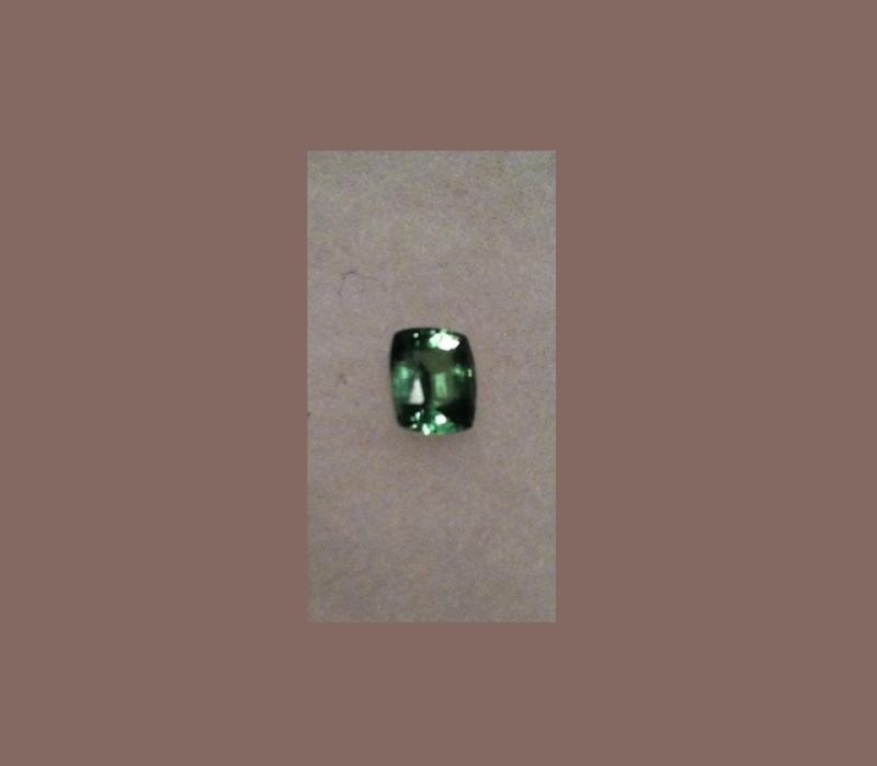 Emerald-cut Loose Emerald Stone, Colour: Green