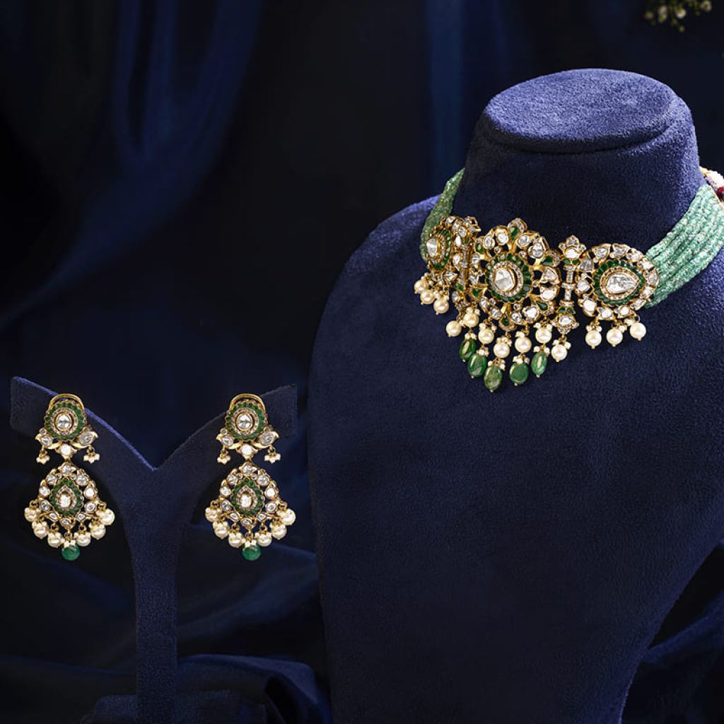 Traditional Gold Necklace Set With Kundan And Pearl Work