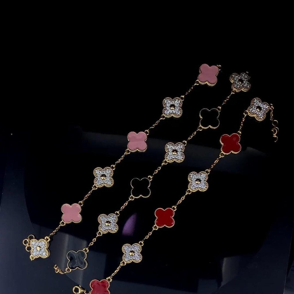 Classic Flower Bracelet