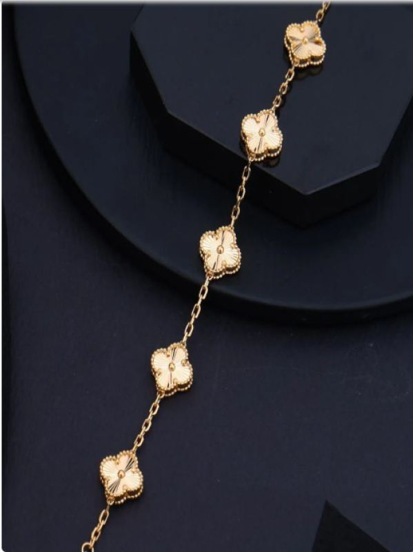 The Voga Fleurbraid  Elegant Gold Weave