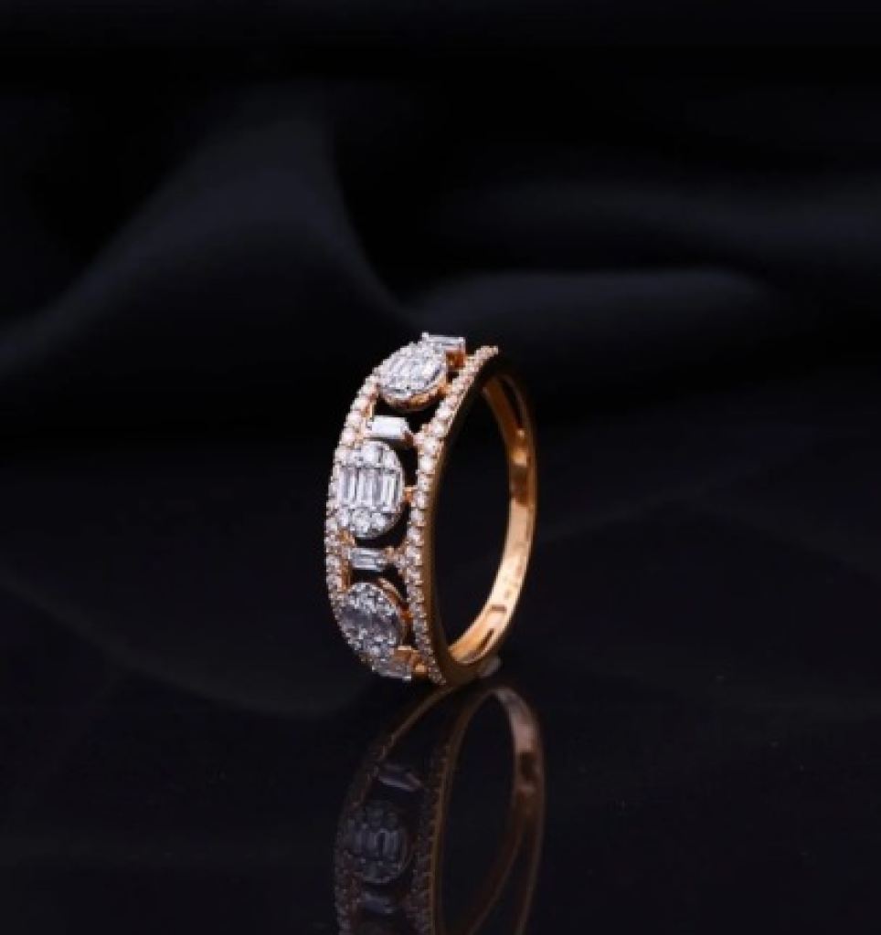 Classic Diamond Ring For Women