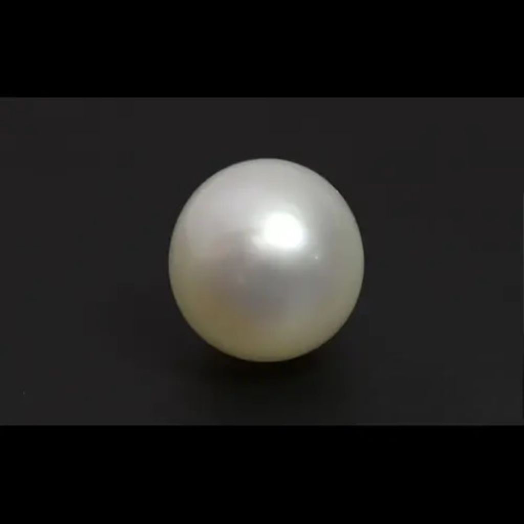 The ultimate luxury pearl for refined jewelry 