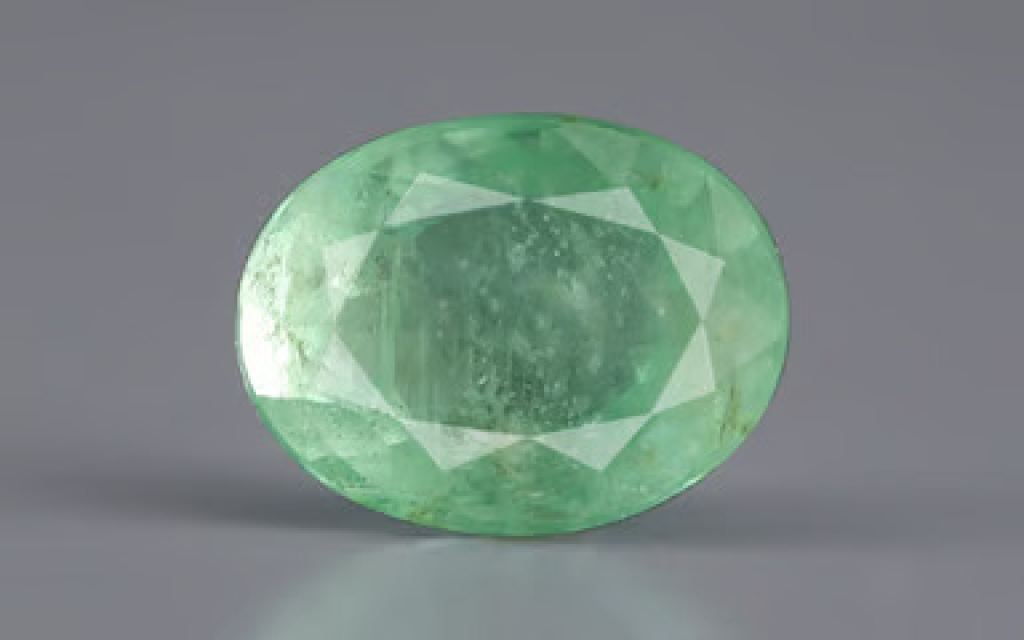Natural Oval-Cut Emerald Gemstone