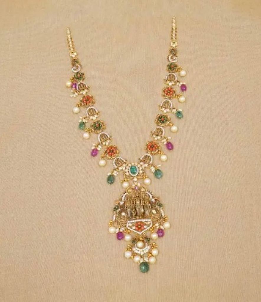 Royal Wedding Gold Elegance Set