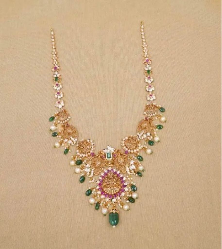 Eternal Love Gold Celebration Set