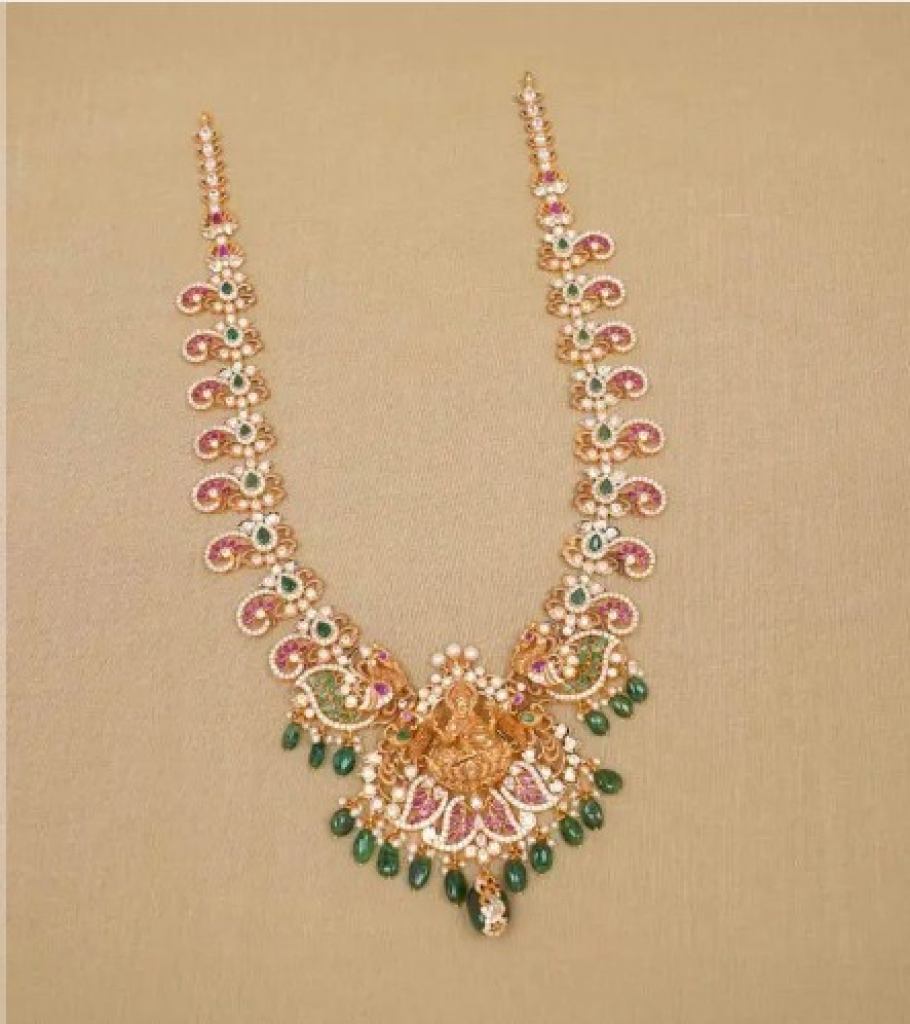 Royal Bridal Gold Aura Set