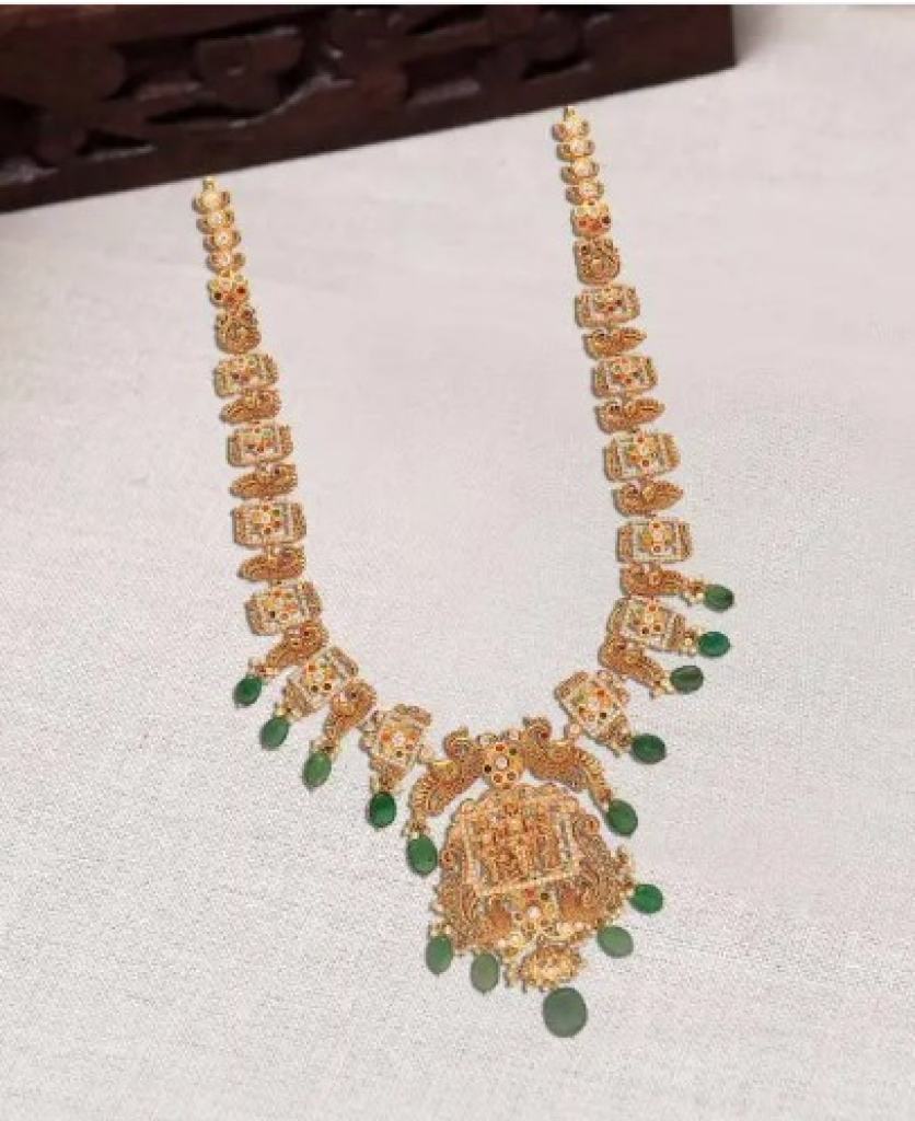 Swarna Utsav Elegance Premium Gold Jewellery Set