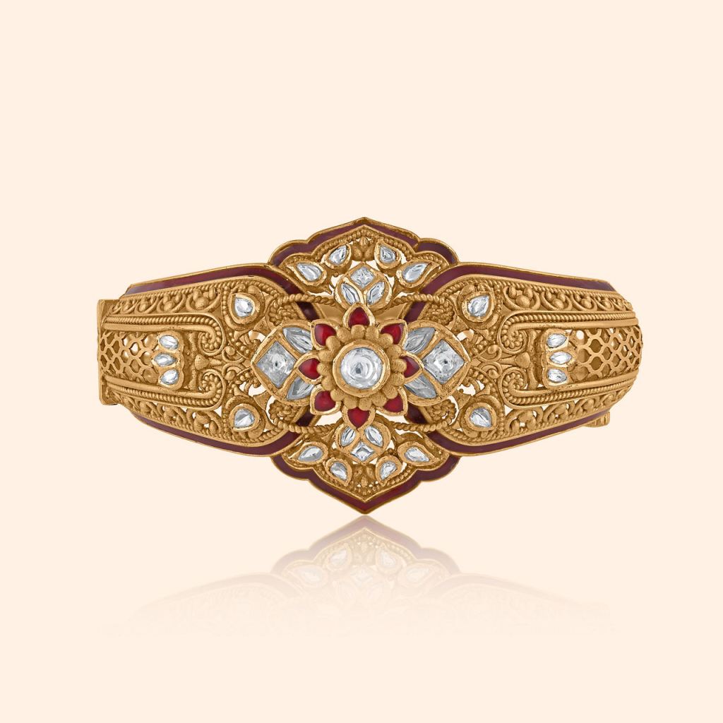 Imperial Floret Gold Oval Bangle