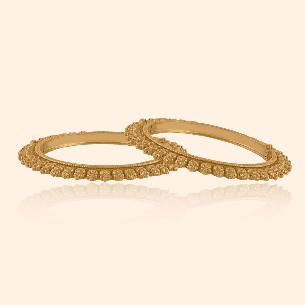 Vedyarani Gold Bangle