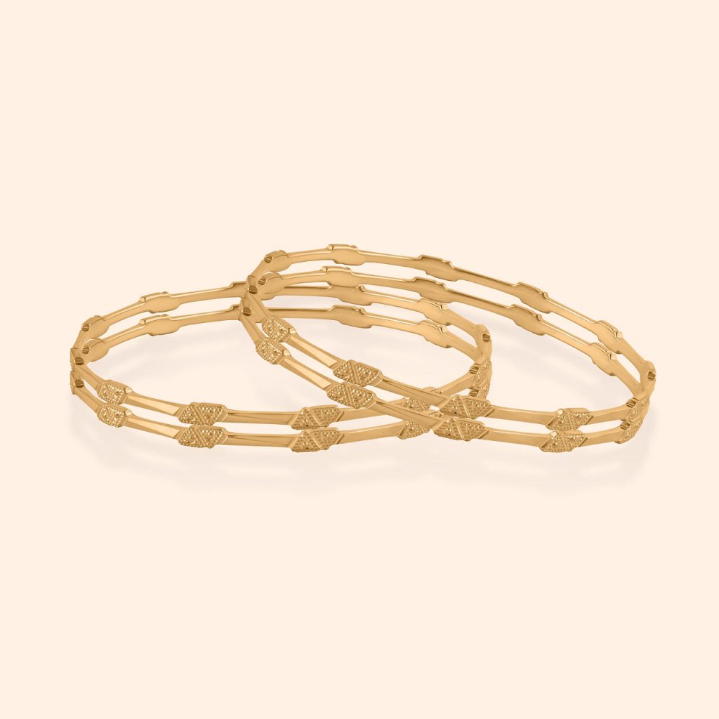 Linear Etch Gold Bangle