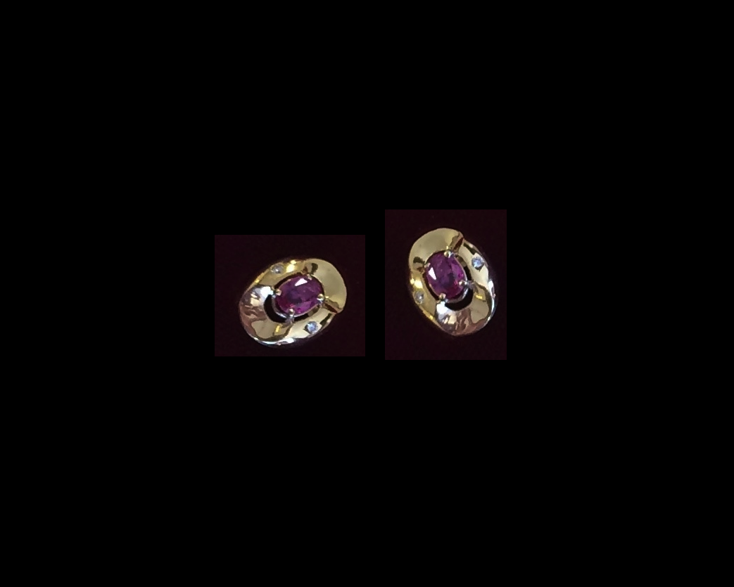 Oval Ruby and Diamond Earrings, 18k yellow gold