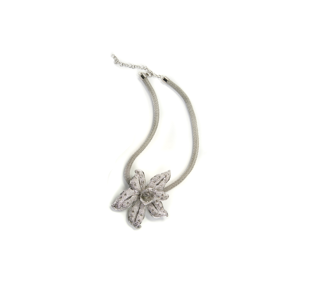 Flower Shaped White Diamond Bracelet, 18k white gold