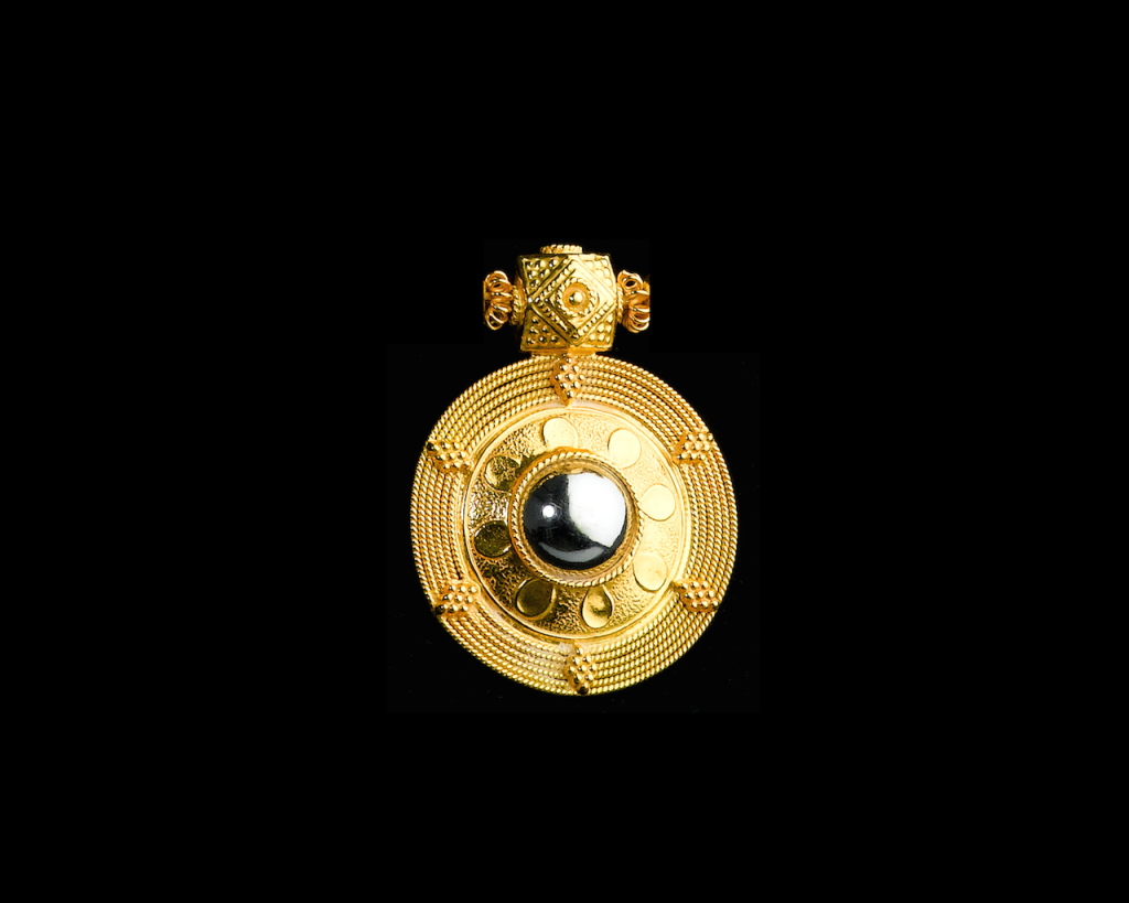 Thai Ancient Golden Pendant, 22k yellow gold